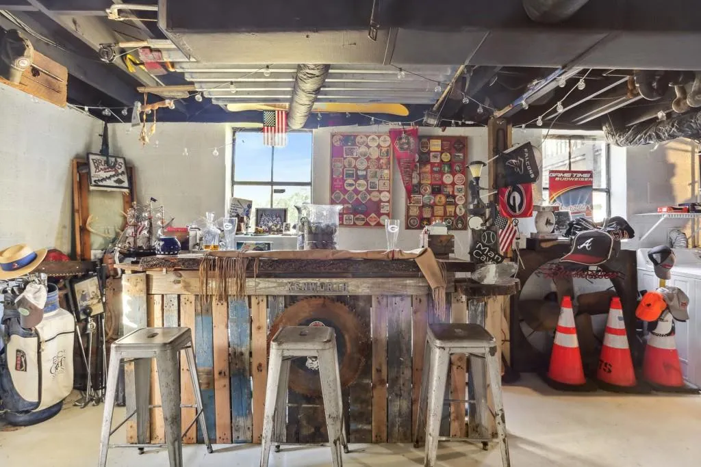 86 Hardeman Road, Sandy Springs, Georgia 30342, 3 Bedrooms Bedrooms, ,2 BathroomsBathrooms,Residential,Sold,86 Hardeman Road,7142498