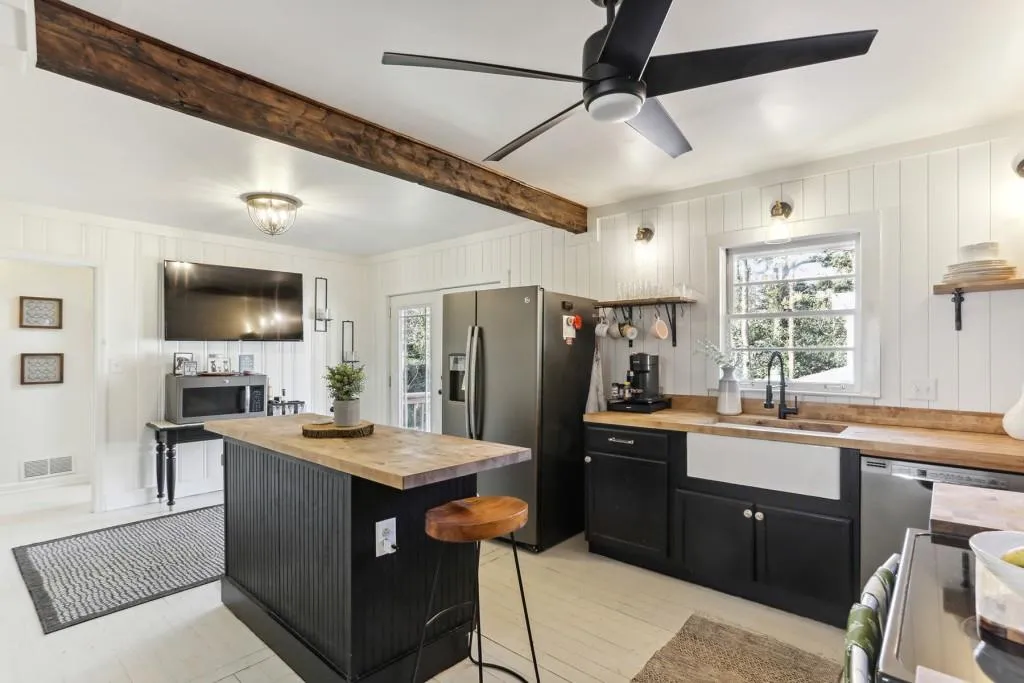 86 Hardeman Road, Sandy Springs, Georgia 30342, 3 Bedrooms Bedrooms, ,2 BathroomsBathrooms,Residential,Sold,86 Hardeman Road,7142498