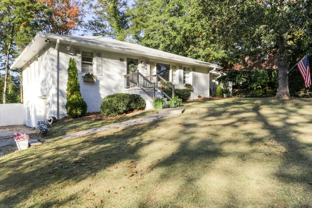 86 Hardeman Road, Sandy Springs, Georgia 30342, 3 Bedrooms Bedrooms, ,2 BathroomsBathrooms,Residential,Sold,86 Hardeman Road,7142498