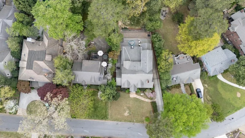 3146 Peachtree Drive Ne, Atlanta, Georgia 30305, 5 Bedrooms Bedrooms, 0 ,5 BathroomsBathrooms,Residential,For Sale,3146 Peachtree Drive Ne,7749205