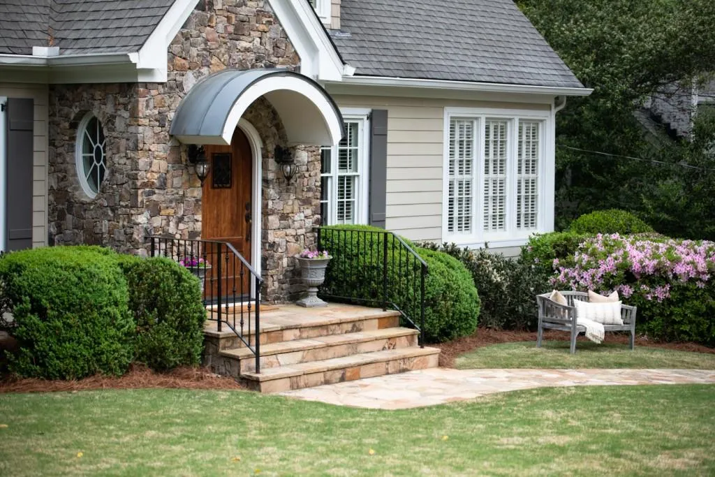 3146 Peachtree Drive Ne, Atlanta, Georgia 30305, 5 Bedrooms Bedrooms, 0 ,5 BathroomsBathrooms,Residential,For Sale,3146 Peachtree Drive Ne,7749205