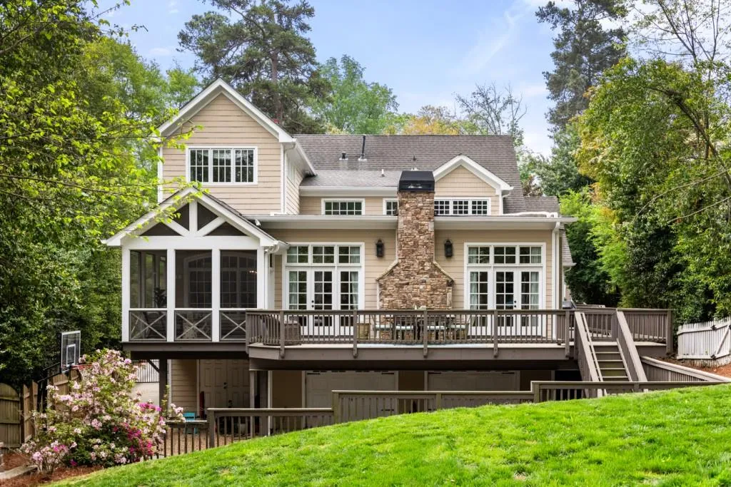 3146 Peachtree Drive Ne, Atlanta, Georgia 30305, 5 Bedrooms Bedrooms, 0 ,5 BathroomsBathrooms,Residential,For Sale,3146 Peachtree Drive Ne,7749205