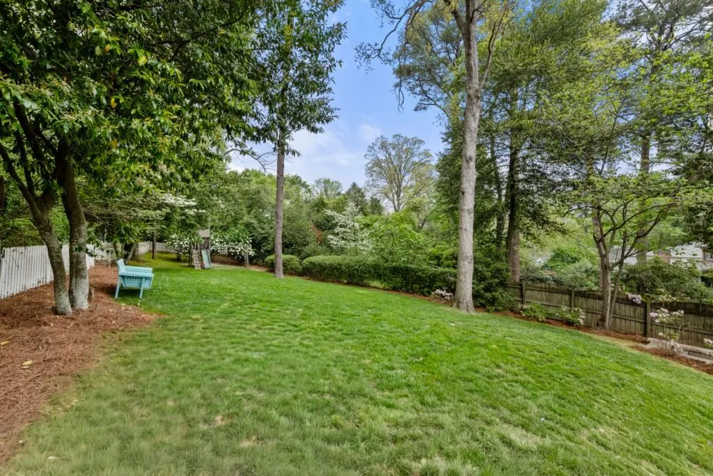 3146 Peachtree Drive Ne, Atlanta, Georgia 30305, 5 Bedrooms Bedrooms, 0 ,5 BathroomsBathrooms,Residential,For Sale,3146 Peachtree Drive Ne,7749205