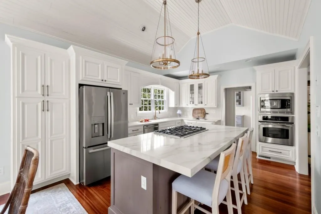 3146 Peachtree Drive Ne, Atlanta, Georgia 30305, 5 Bedrooms Bedrooms, 0 ,5 BathroomsBathrooms,Residential,For Sale,3146 Peachtree Drive Ne,7749205