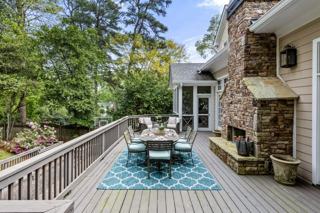 3146 Peachtree Drive Ne, Atlanta, Georgia 30305, 5 Bedrooms Bedrooms, 0 ,5 BathroomsBathrooms,Residential,For Sale,3146 Peachtree Drive Ne,7749205