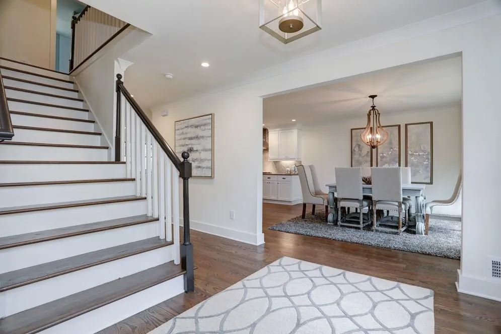 840 Edgewater Trail, Sandy Springs, Georgia 30328, 5 Bedrooms Bedrooms, ,4 BathroomsBathrooms,Residential,Sold,840 Edgewater Trail,6518194