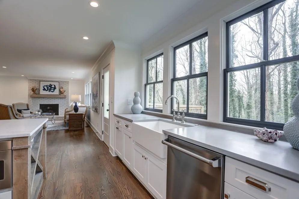 840 Edgewater Trail, Sandy Springs, Georgia 30328, 5 Bedrooms Bedrooms, ,4 BathroomsBathrooms,Residential,Sold,840 Edgewater Trail,6518194