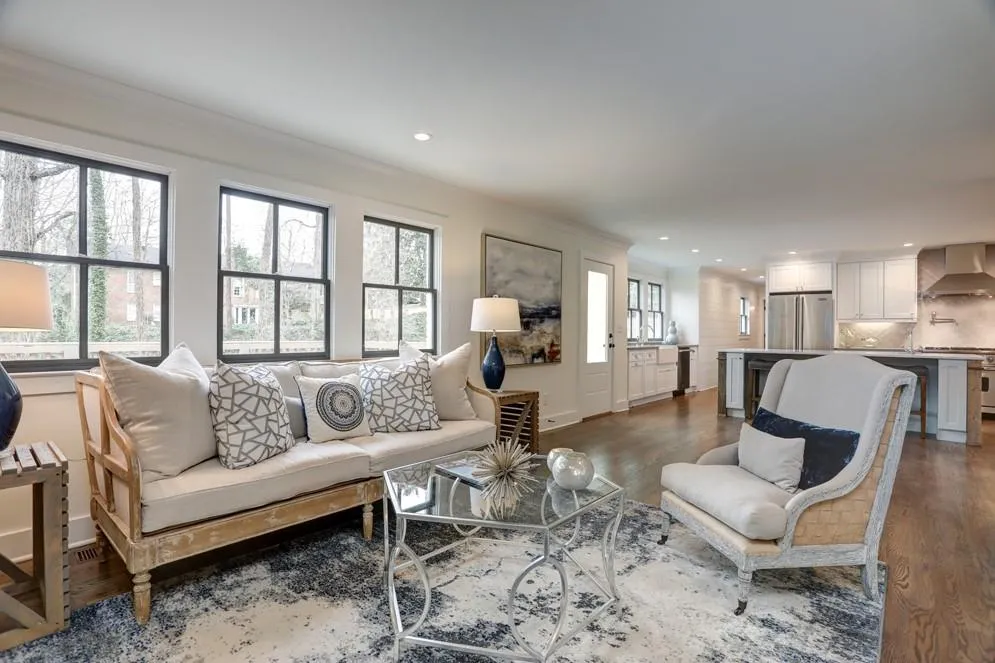 840 Edgewater Trail, Sandy Springs, Georgia 30328, 5 Bedrooms Bedrooms, ,4 BathroomsBathrooms,Residential,Sold,840 Edgewater Trail,6518194