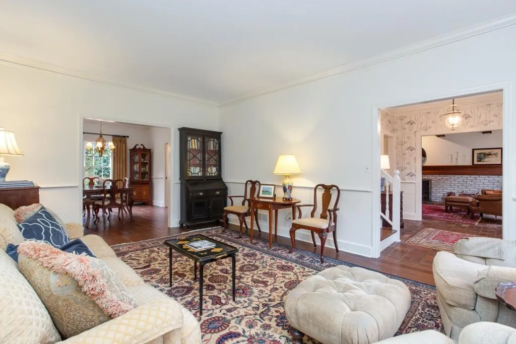 430 N Harbor Drive, Atlanta, Georgia 30328, 4 Bedrooms Bedrooms, ,2 BathroomsBathrooms,Residential,Sold,430 N Harbor Drive,6687315
