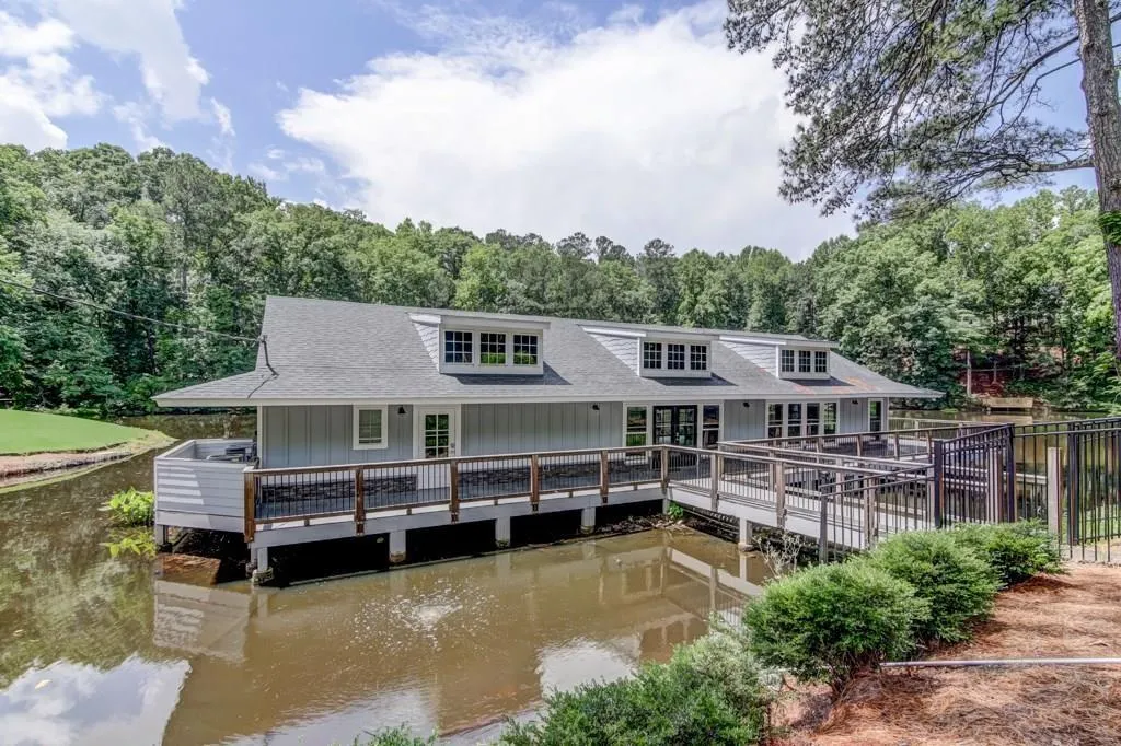 430 N Harbor Drive, Atlanta, Georgia 30328, 4 Bedrooms Bedrooms, ,2 BathroomsBathrooms,Residential,Sold,430 N Harbor Drive,6687315