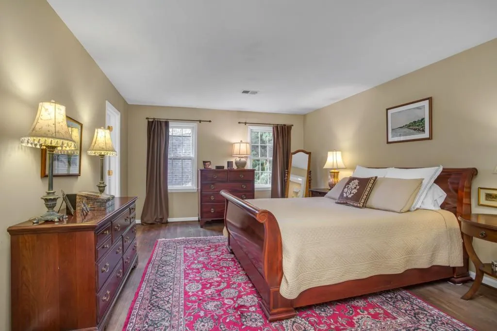 430 N Harbor Drive, Atlanta, Georgia 30328, 4 Bedrooms Bedrooms, ,2 BathroomsBathrooms,Residential,Sold,430 N Harbor Drive,6687315