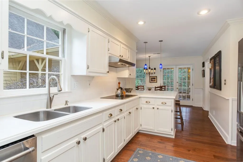 430 N Harbor Drive, Atlanta, Georgia 30328, 4 Bedrooms Bedrooms, ,2 BathroomsBathrooms,Residential,Sold,430 N Harbor Drive,6687315