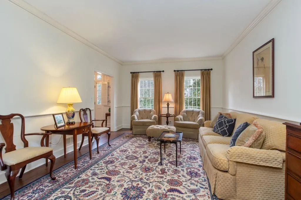 430 N Harbor Drive, Atlanta, Georgia 30328, 4 Bedrooms Bedrooms, ,2 BathroomsBathrooms,Residential,Sold,430 N Harbor Drive,6687315
