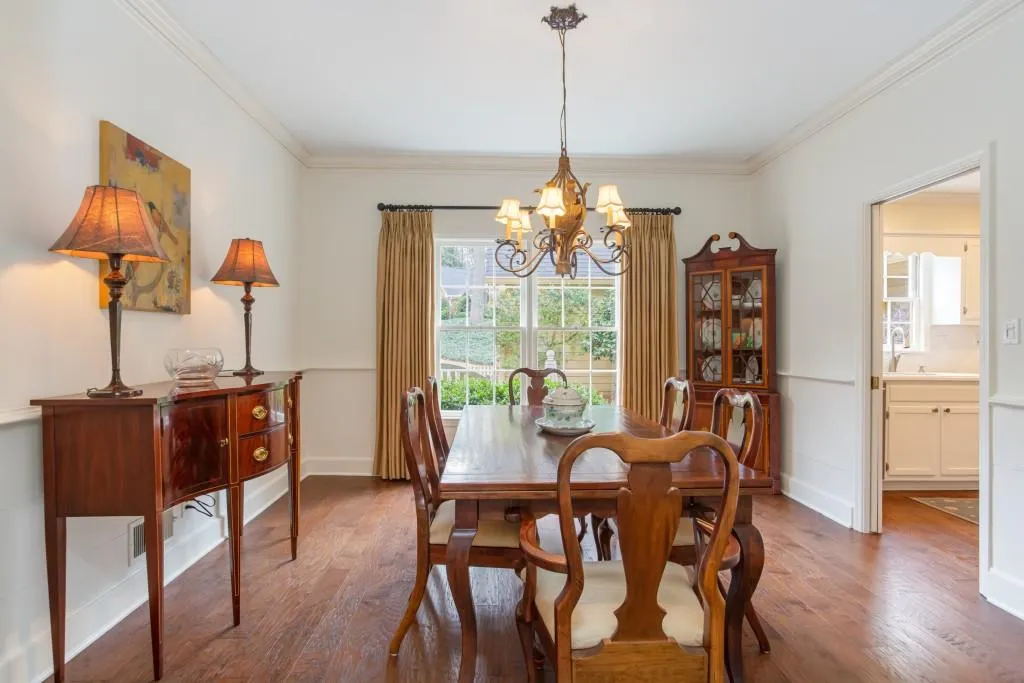 430 N Harbor Drive, Atlanta, Georgia 30328, 4 Bedrooms Bedrooms, ,2 BathroomsBathrooms,Residential,Sold,430 N Harbor Drive,6687315