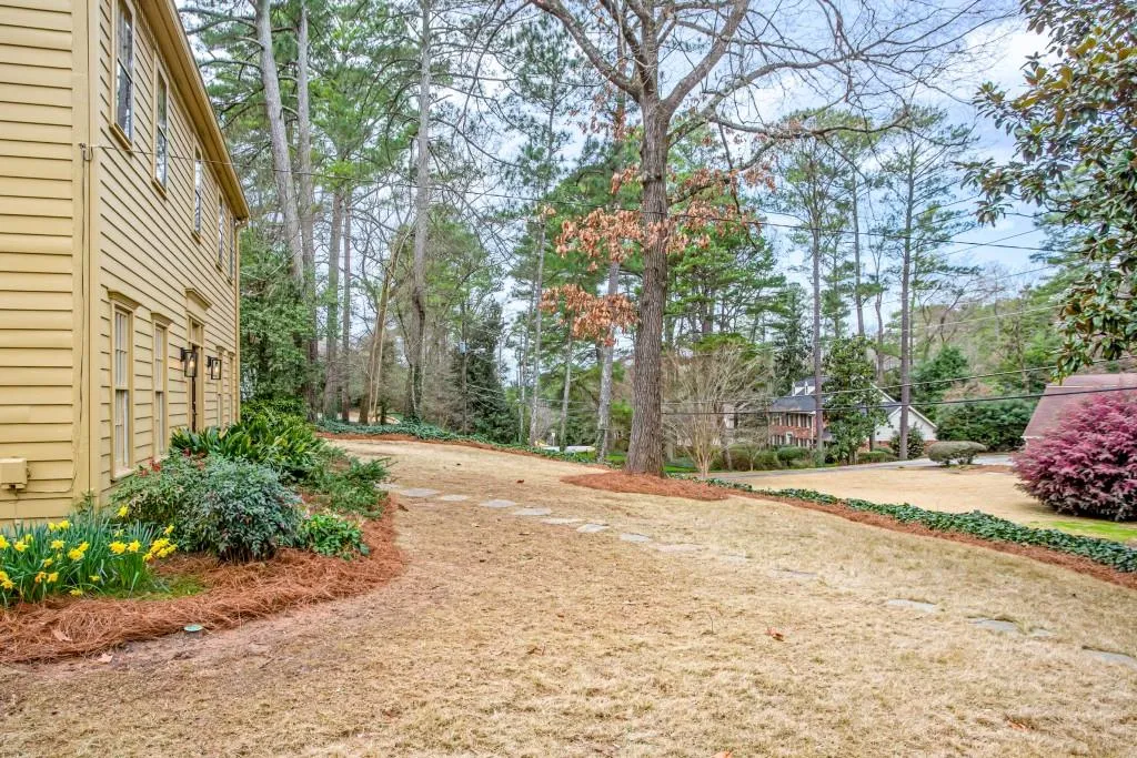 430 N Harbor Drive, Atlanta, Georgia 30328, 4 Bedrooms Bedrooms, ,2 BathroomsBathrooms,Residential,Sold,430 N Harbor Drive,6687315