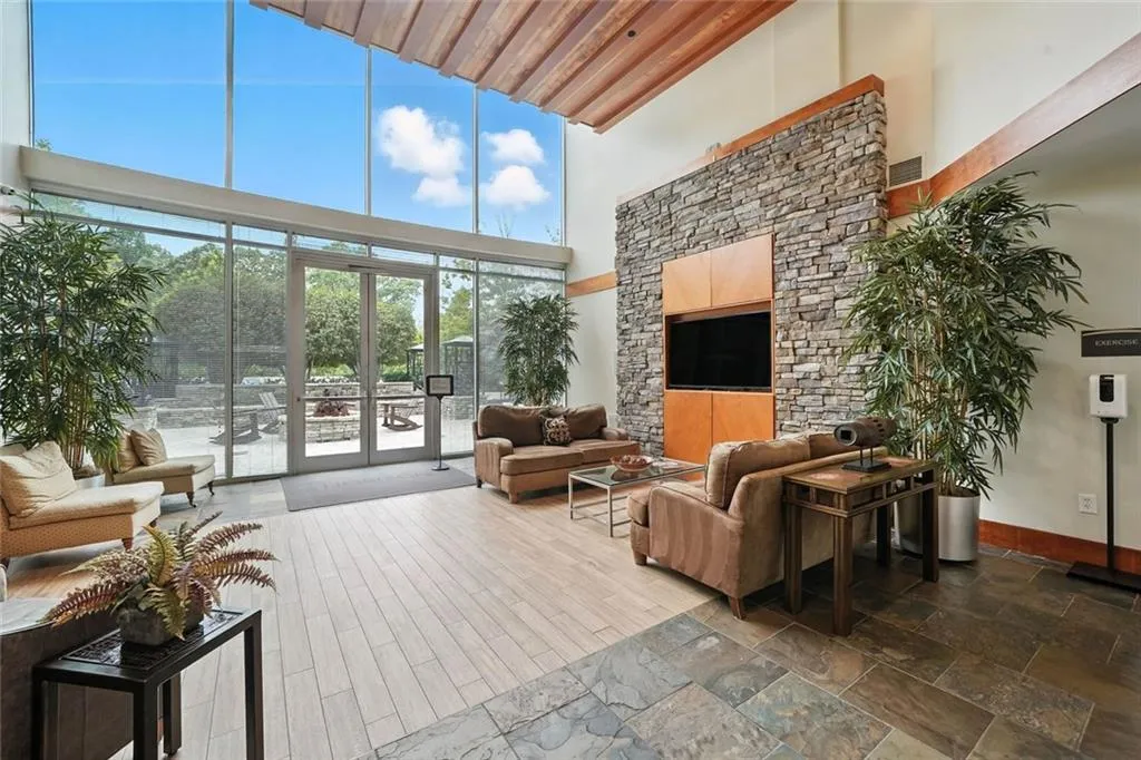 3300 Windy Ridge Parkway Se Unit 711, Atlanta, Georgia 30339, 2 Bedrooms Bedrooms, ,2 BathroomsBathrooms,Residential,For Sale,3300 Windy Ridge Parkway Se Unit 711,7636242