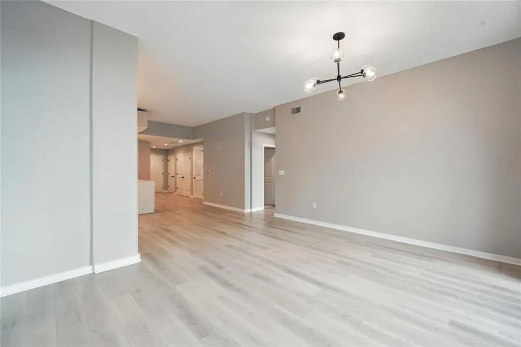 3300 Windy Ridge Parkway Se Unit 711, Atlanta, Georgia 30339, 2 Bedrooms Bedrooms, ,2 BathroomsBathrooms,Residential,For Sale,3300 Windy Ridge Parkway Se Unit 711,7636242