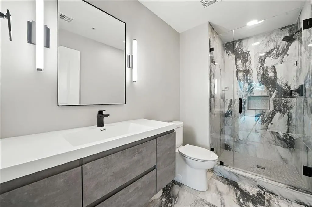 3300 Windy Ridge Parkway Se Unit 711, Atlanta, Georgia 30339, 2 Bedrooms Bedrooms, ,2 BathroomsBathrooms,Residential,For Sale,3300 Windy Ridge Parkway Se Unit 711,7636242
