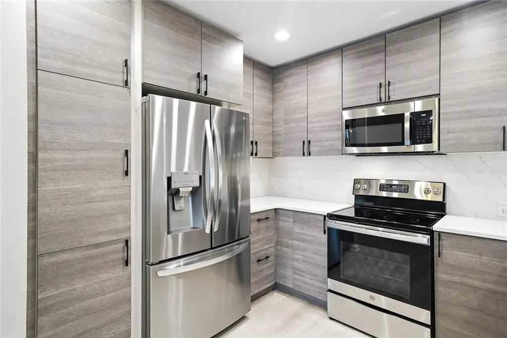 3300 Windy Ridge Parkway Se Unit 711, Atlanta, Georgia 30339, 2 Bedrooms Bedrooms, ,2 BathroomsBathrooms,Residential,For Sale,3300 Windy Ridge Parkway Se Unit 711,7636242