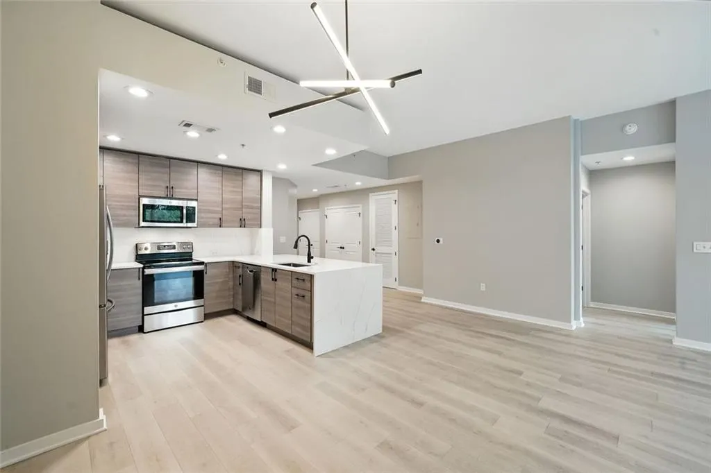 3300 Windy Ridge Parkway Se Unit 711, Atlanta, Georgia 30339, 2 Bedrooms Bedrooms, ,2 BathroomsBathrooms,Residential,For Sale,3300 Windy Ridge Parkway Se Unit 711,7636242