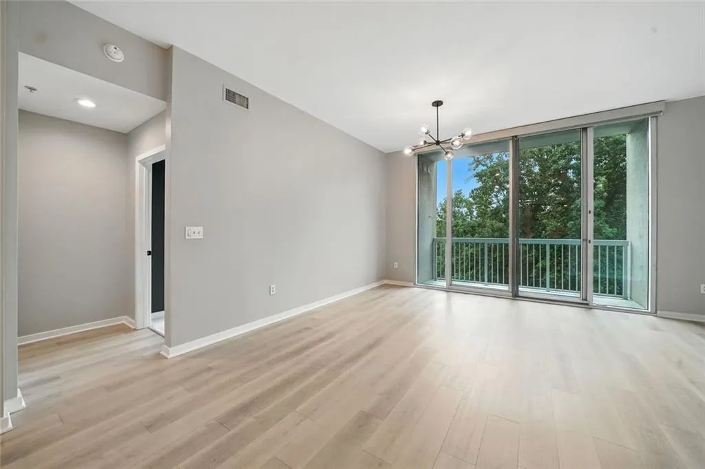 3300 Windy Ridge Parkway Se Unit 711, Atlanta, Georgia 30339, 2 Bedrooms Bedrooms, ,2 BathroomsBathrooms,Residential,For Sale,3300 Windy Ridge Parkway Se Unit 711,7636242