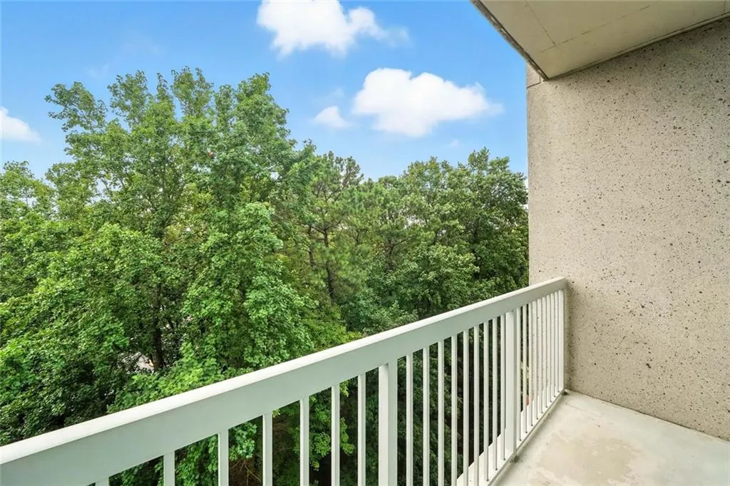 3300 Windy Ridge Parkway Se Unit 711, Atlanta, Georgia 30339, 2 Bedrooms Bedrooms, ,2 BathroomsBathrooms,Residential,For Sale,3300 Windy Ridge Parkway Se Unit 711,7636242
