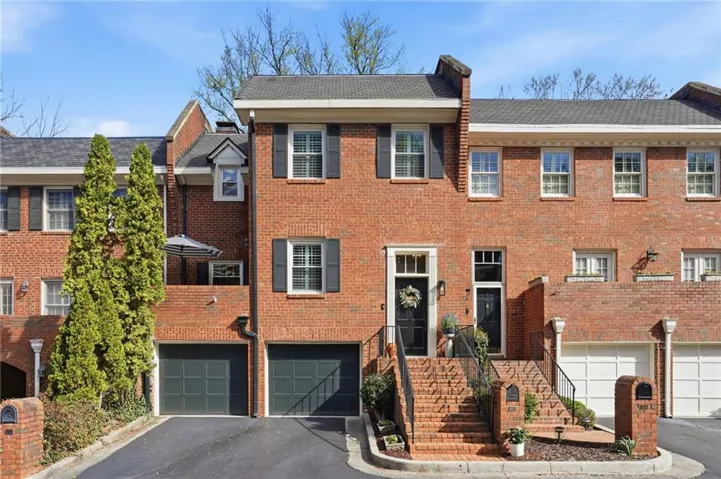 423 Jefferson Circle Unit 423, Atlanta, Georgia 30328