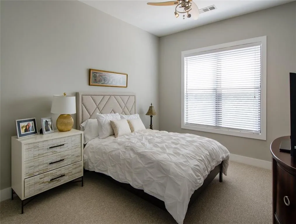 799 Hammond Drive Unit 401, Atlanta, Georgia 30328, 2 Bedrooms Bedrooms, ,2 BathroomsBathrooms,Residential,Sold,799 Hammond Drive Unit 401,5896634