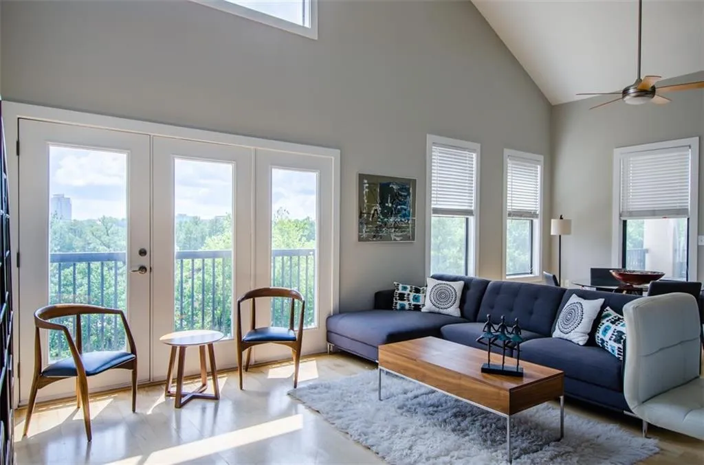 799 Hammond Drive Unit 401, Atlanta, Georgia 30328, 2 Bedrooms Bedrooms, ,2 BathroomsBathrooms,Residential,Sold,799 Hammond Drive Unit 401,5896634