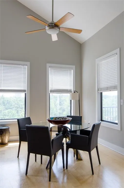 799 Hammond Drive Unit 401, Atlanta, Georgia 30328, 2 Bedrooms Bedrooms, ,2 BathroomsBathrooms,Residential,Sold,799 Hammond Drive Unit 401,5896634
