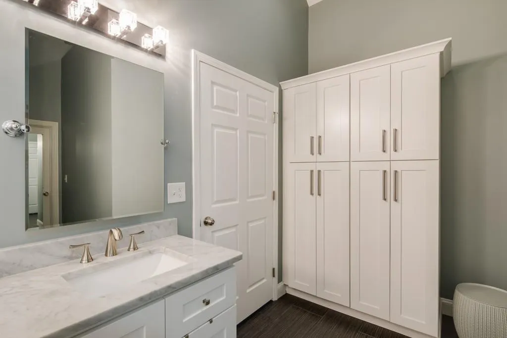 230 Spalding Springs Lane, Sandy Springs, Georgia 30350, 6 Bedrooms Bedrooms, ,5 BathroomsBathrooms,Residential,Sold,230 Spalding Springs Lane,6882811