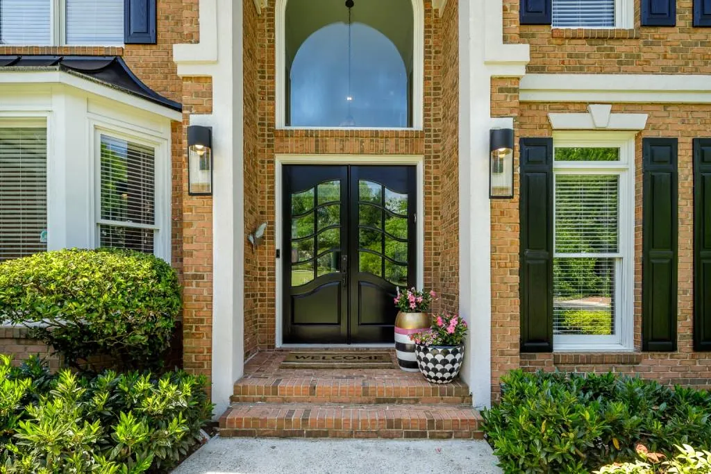 230 Spalding Springs Lane, Sandy Springs, Georgia 30350, 6 Bedrooms Bedrooms, ,5 BathroomsBathrooms,Residential,Sold,230 Spalding Springs Lane,6882811