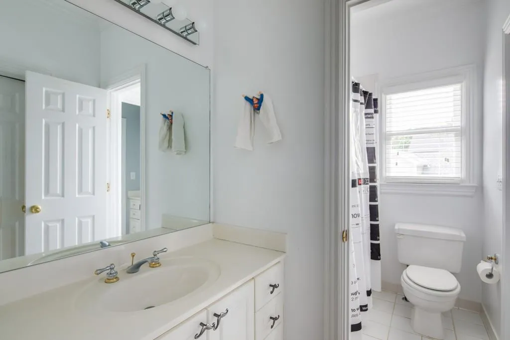 230 Spalding Springs Lane, Sandy Springs, Georgia 30350, 6 Bedrooms Bedrooms, ,5 BathroomsBathrooms,Residential,Sold,230 Spalding Springs Lane,6882811