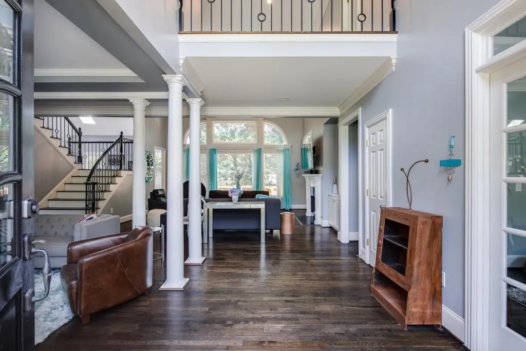 230 Spalding Springs Lane, Sandy Springs, Georgia 30350, 6 Bedrooms Bedrooms, ,5 BathroomsBathrooms,Residential,Sold,230 Spalding Springs Lane,6882811