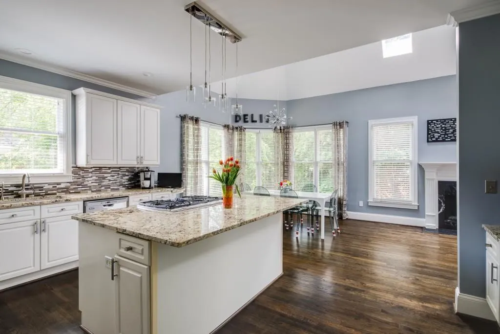 230 Spalding Springs Lane, Sandy Springs, Georgia 30350, 6 Bedrooms Bedrooms, ,5 BathroomsBathrooms,Residential,Sold,230 Spalding Springs Lane,6882811