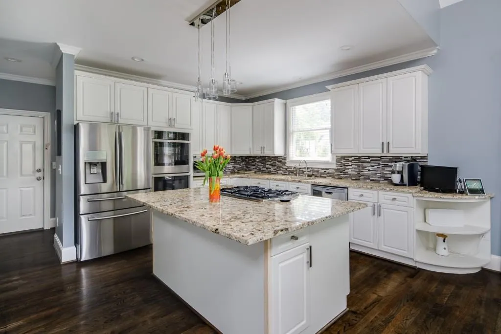 230 Spalding Springs Lane, Sandy Springs, Georgia 30350, 6 Bedrooms Bedrooms, ,5 BathroomsBathrooms,Residential,Sold,230 Spalding Springs Lane,6882811