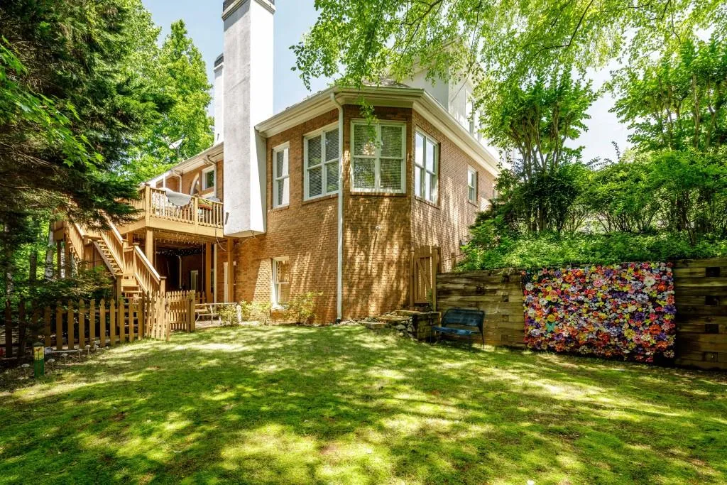 230 Spalding Springs Lane, Sandy Springs, Georgia 30350, 6 Bedrooms Bedrooms, ,5 BathroomsBathrooms,Residential,Sold,230 Spalding Springs Lane,6882811