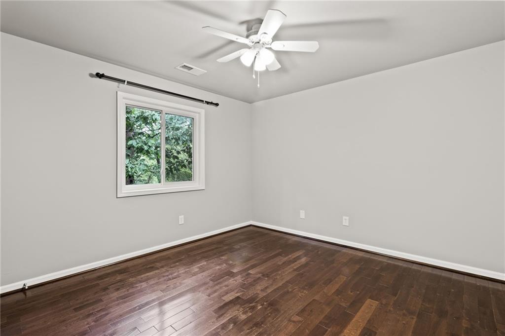 220 Wessex Court, Sandy Springs, Georgia 30328, 4 Bedrooms Bedrooms, ,2 BathroomsBathrooms,Residential,Sold,220 Wessex Court,7262761