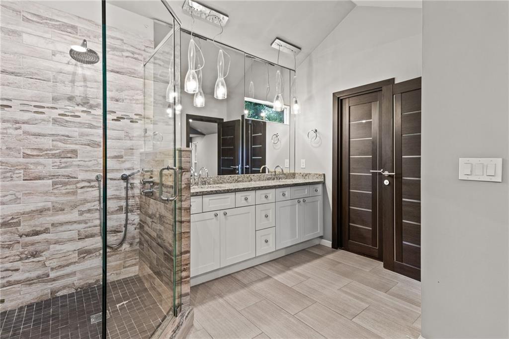 220 Wessex Court, Sandy Springs, Georgia 30328, 4 Bedrooms Bedrooms, ,2 BathroomsBathrooms,Residential,Sold,220 Wessex Court,7262761