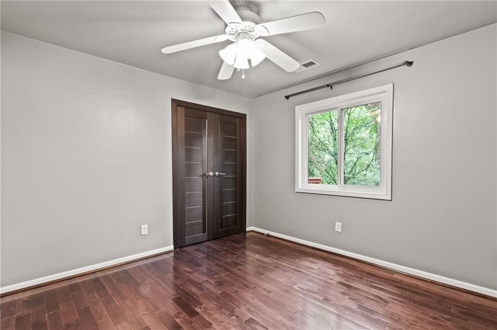 220 Wessex Court, Sandy Springs, Georgia 30328, 4 Bedrooms Bedrooms, ,2 BathroomsBathrooms,Residential,Sold,220 Wessex Court,7262761