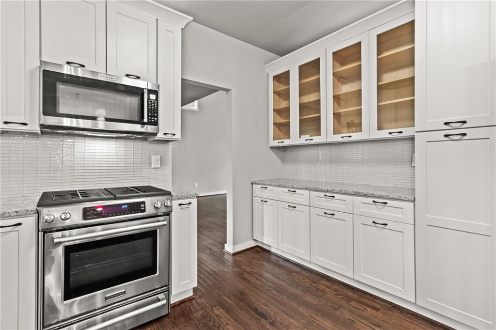 220 Wessex Court, Sandy Springs, Georgia 30328, 4 Bedrooms Bedrooms, ,2 BathroomsBathrooms,Residential,Sold,220 Wessex Court,7262761