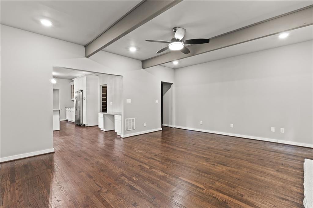 220 Wessex Court, Sandy Springs, Georgia 30328, 4 Bedrooms Bedrooms, ,2 BathroomsBathrooms,Residential,Sold,220 Wessex Court,7262761