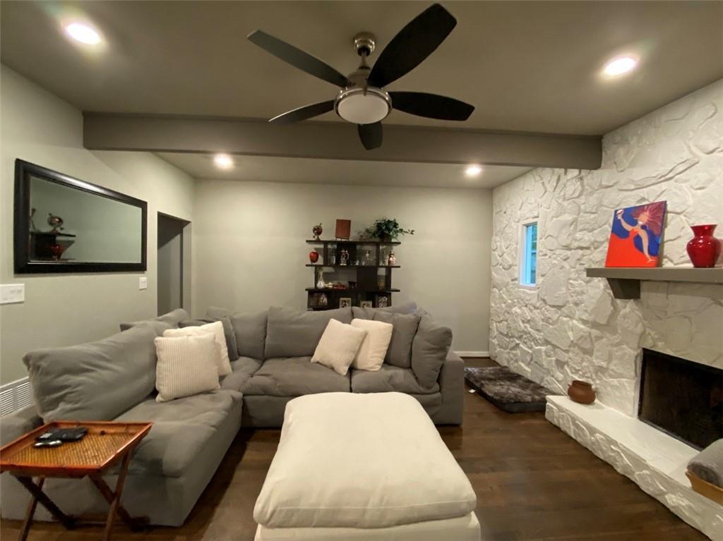 220 Wessex Court, Sandy Springs, Georgia 30328, 4 Bedrooms Bedrooms, ,2 BathroomsBathrooms,Residential,Sold,220 Wessex Court,7262761