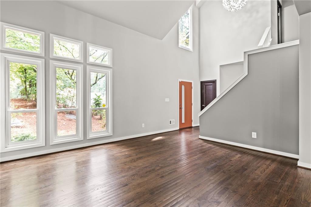 220 Wessex Court, Sandy Springs, Georgia 30328, 4 Bedrooms Bedrooms, ,2 BathroomsBathrooms,Residential,Sold,220 Wessex Court,7262761