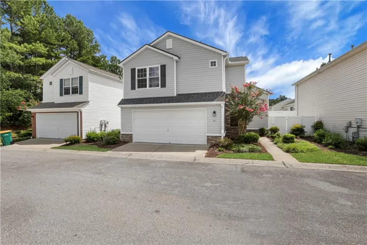 Located in a cluster community within close proximity to Woodstock, this welcoming home will meet all your needs!