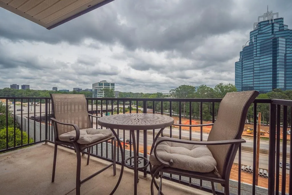 799 Hammond Drive Unit 421, Atlanta, Georgia 30328, 2 Bedrooms Bedrooms, ,2 BathroomsBathrooms,Residential,Sold,799 Hammond Drive Unit 421,6736234