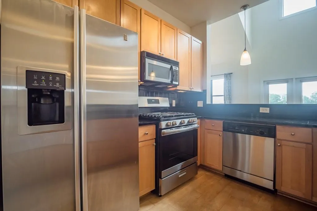 799 Hammond Drive Unit 421, Atlanta, Georgia 30328, 2 Bedrooms Bedrooms, ,2 BathroomsBathrooms,Residential,Sold,799 Hammond Drive Unit 421,6736234