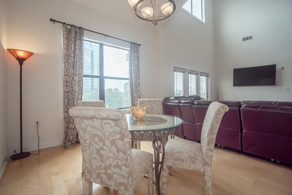 799 Hammond Drive Unit 421, Atlanta, Georgia 30328, 2 Bedrooms Bedrooms, ,2 BathroomsBathrooms,Residential,Sold,799 Hammond Drive Unit 421,6736234