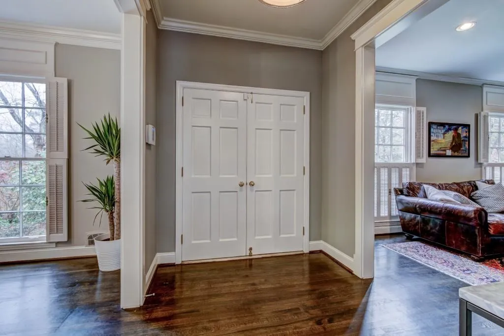 6440 Vernon Woods Drive, Atlanta, Georgia 30328, 3 Bedrooms Bedrooms, ,2 BathroomsBathrooms,Residential,Sold,6440 Vernon Woods Drive,5943736