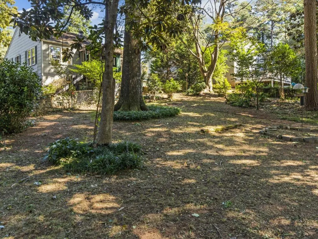 105 Hardeman Road, Sandy Springs, Georgia 30342, 2 Bedrooms Bedrooms, ,2 BathroomsBathrooms,Residential,Sold,105 Hardeman Road,6950656